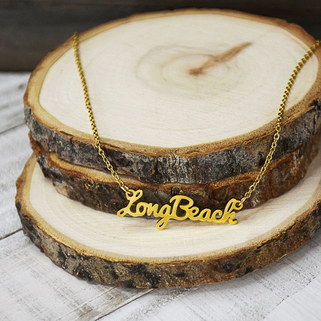 LONG BEACH GOLD SCRIPT NECKLACE